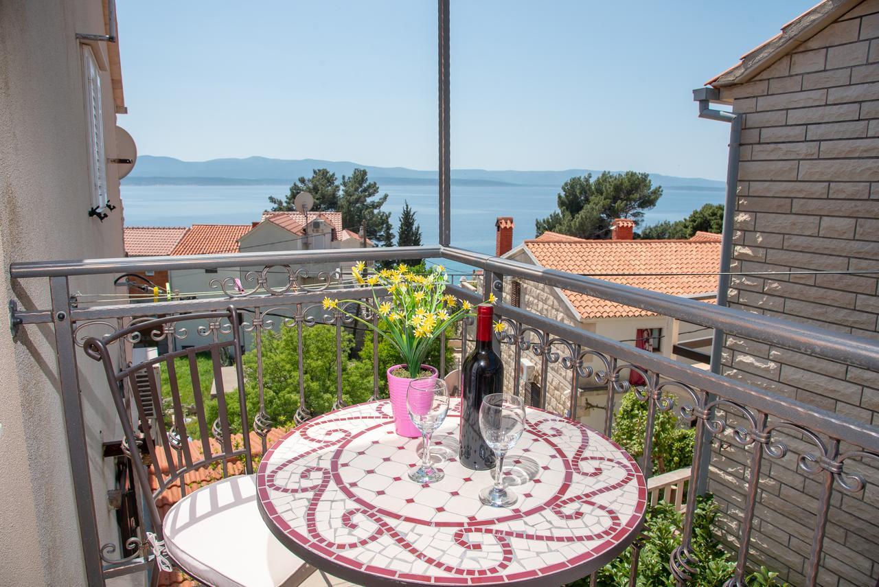 Apartment Ariana Bol Zewnętrze zdjęcie
